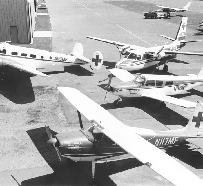 049 old airplanes